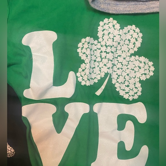 Girls T-Shirts Bundle of three short sleeve t-shirts - Picture 2 of 4